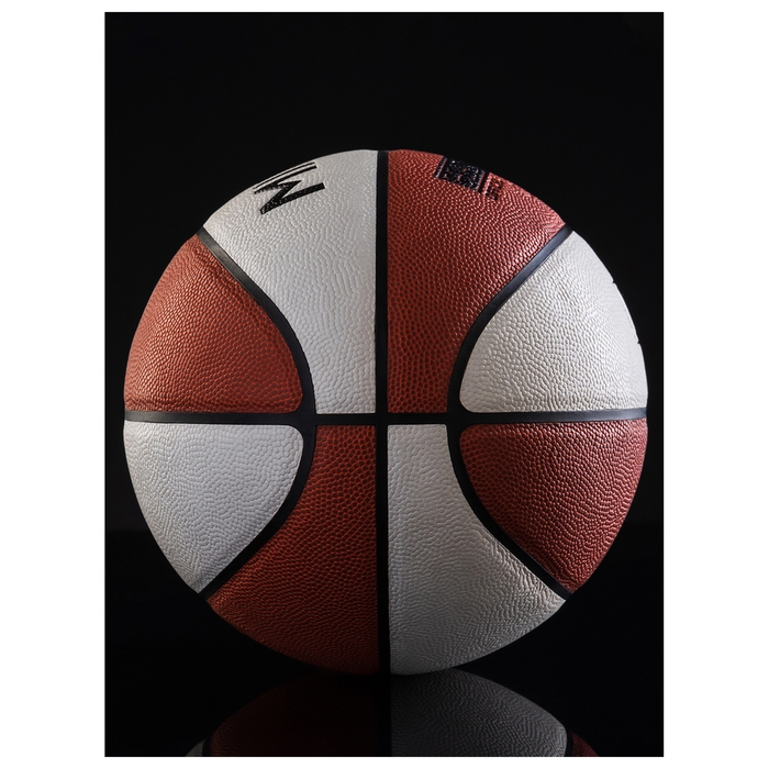 Баскетбольный мяч MINSA Hardwood Classic, PU, клееный, 8 панелей, р. 7, PU, бутиловая камера Баскетбольный мяч MINSA Hardwood Classic, PU, клееный, 8 панелей, р. 7, PU, бутиловая камера