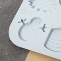 Форма для шоколада новогодняя Доляна «Новый год», силикон, 18,5×12,8×0,5 см, 8 ячеек, цвет серый Форма для шоколада новогодняя Доляна «Новый год», силикон, 18,5×12,8×0,5 см, 8 ячеек, цвет серый