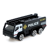 Машина металлическая «Полиция», масштаб 1:64, цвет МИКС, на блистере Машина металлическая «Полиция», масштаб 1:64, цвет МИКС, на блистере