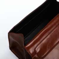 Сумка-мессенджер на клапане, цвет коричневый Сумка-мессенджер на клапане, цвет коричневый