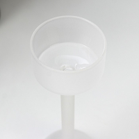 Подсвечник стекло на 1 свечу "Высокая ножка на шаре" белый d до 4,7 см 16х6,5х6,5 см