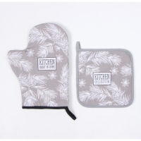 Новый год. Набор кухонный Этель "Рождественские ветки": прихватка 19х19 см, варежка-прихватка 20х28 см, 100