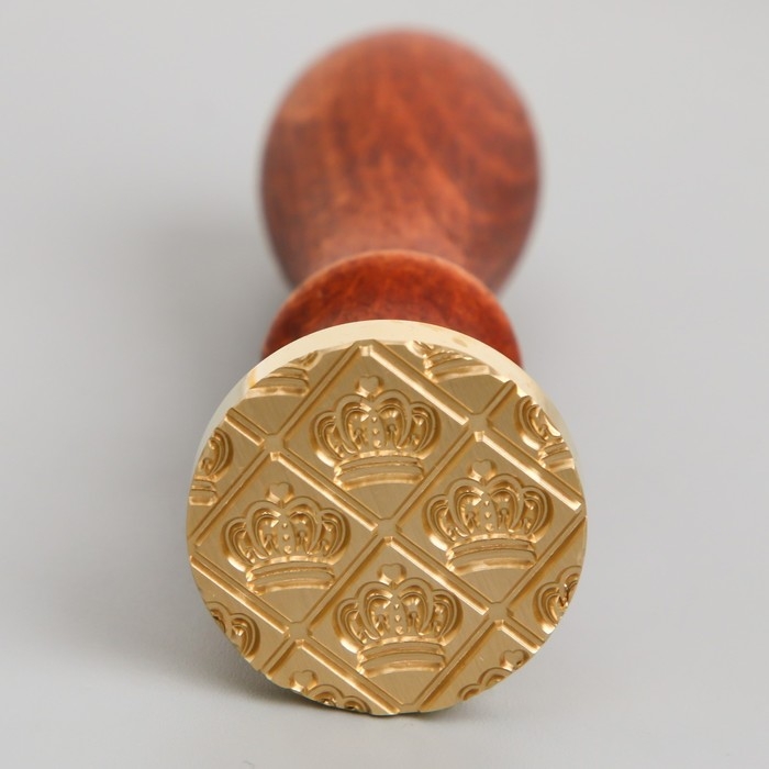 Печать для сургуча с деревянной ручкой Печать для сургуча с деревянной ручкой "Короны" 9х2,5х2,5 см