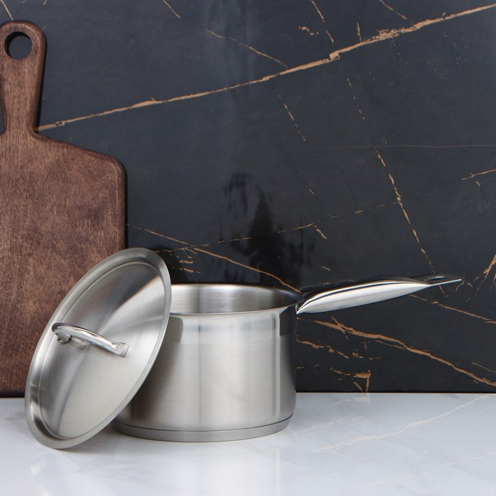 Сотейник, 2 л, d=16 см, h=10 см, металлическая крышка, капсульное дно, индукция, цвет серебряный Сотейник, 2 л, d=16 см, h=10 см, металлическая крышка, капсульное дно, индукция, цвет серебряный
