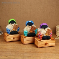 Оберег - домовой "Семён на сундуке", 26х20 см, микс Оберег - домовой "Семён на сундуке", 26х20 см, микс