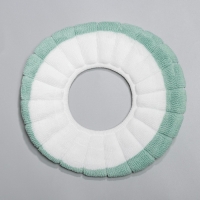 Чехол на сиденье для унитаза на резинке &laquo;Полоски&raquo;, 31,5&times;31,5 см, 75 г, цвет МИКС