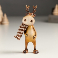 Сувенир полистоун "Лосяш в полосатом коричневом шарфе" МИКС 3х3х9,5 см Сувенир полистоун "Лосяш в полосатом коричневом шарфе" МИКС 3х3х9,5 см