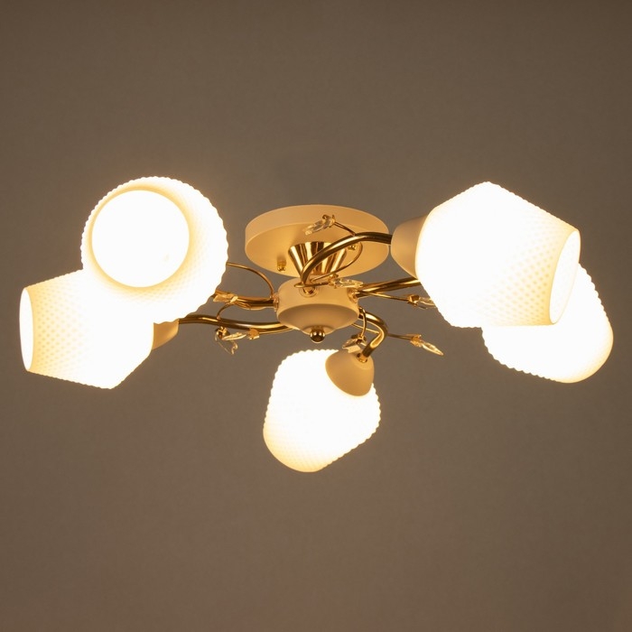 Люстра "Рукси" 5хЕ27 40Вт бело-золотой 56х56х28 см BayerLux