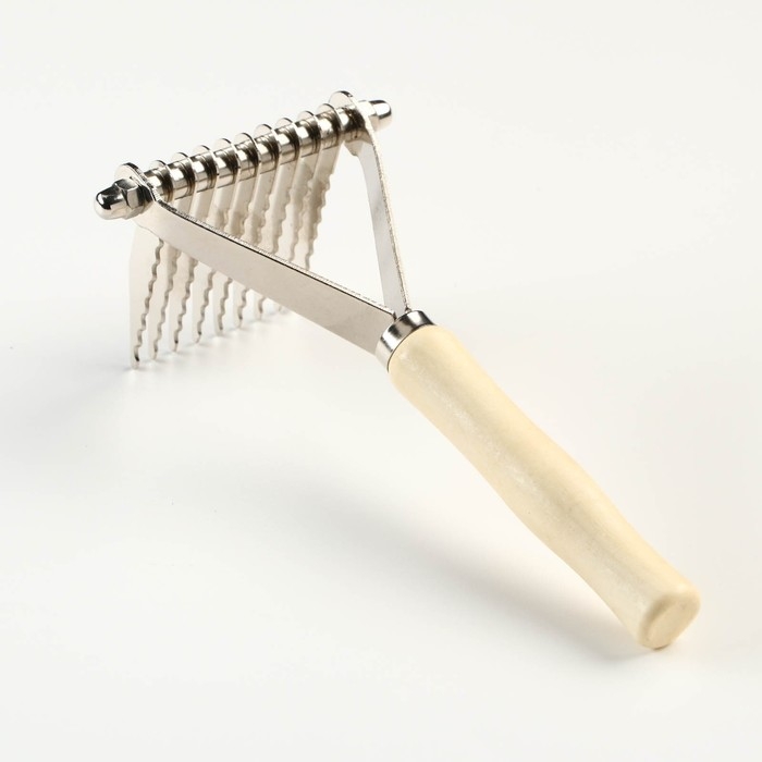 Колтунорез-грабли Wood, 9 лезвий, деревянная ручка Колтунорез-грабли Wood, 9 лезвий, деревянная ручка