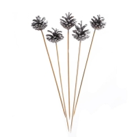 Новогодний декор &laquo;Букет серебряных шишек&raquo;