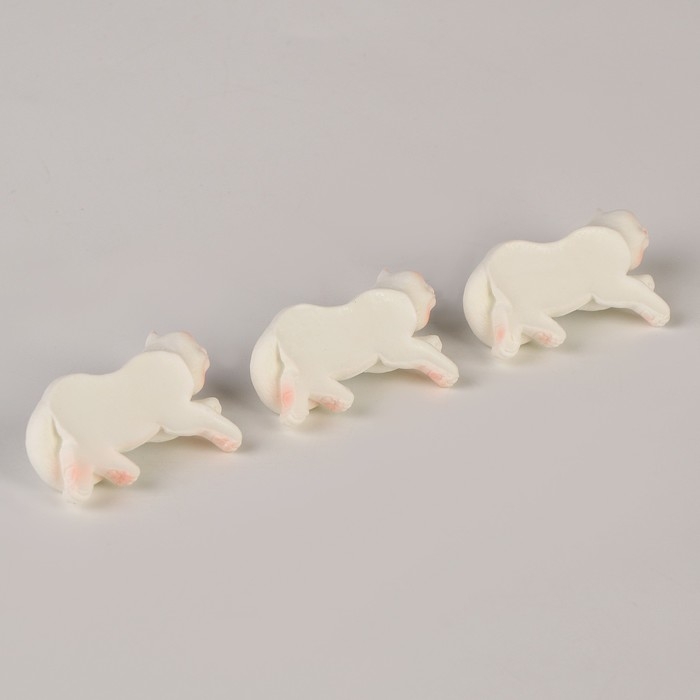 Миниатюра кукольная «Ласковый котик», набор 3 шт., размер 1 шт. — 2,5 × 1,5 × 4,5 см Миниатюра кукольная «Ласковый котик», набор 3 шт., размер 1 шт. — 2,5 × 1,5 × 4,5 см