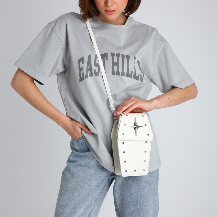 Сумка молодёжная на магните, цвет белый Сумка молодёжная на магните, цвет белый