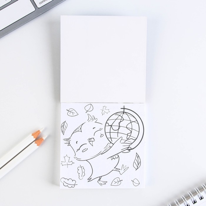 Подарочный набор на выпускной &laquo;Выпускнику детского сада&raquo; блокнот 9см х 9см 60 л., восковые мелки 4 шт.