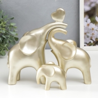 Сувенир полистоун "Семья слонов с сердцем" белое золото 7,5х8,5х8,5 15,5х11х11 21,5х16х16 см 72946 Сувенир полистоун "Семья слонов с сердцем" белое золото 7,5х8,5х8,5 15,5х11х11 21,5х16х16 см 72946