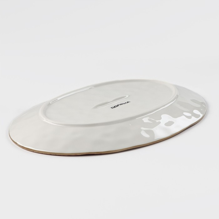 Блюдо фарфоровое Доляна &laquo;Космос&raquo;, 31,5&times;22 см, цвет красный