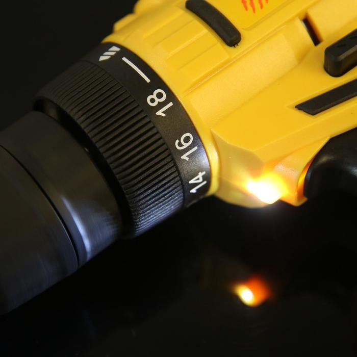 Шуруповерт ТУНДРА, патрон БЗ до 10 мм, LED, 2 х Li-ion 1.3 Ah 20V, 350/1250 об/мин, 28 Н*м Шуруповерт ТУНДРА, патрон БЗ до 10 мм, LED, 2 х Li-ion 1.3 Ah 20V, 350/1250 об/мин, 28 Н*м