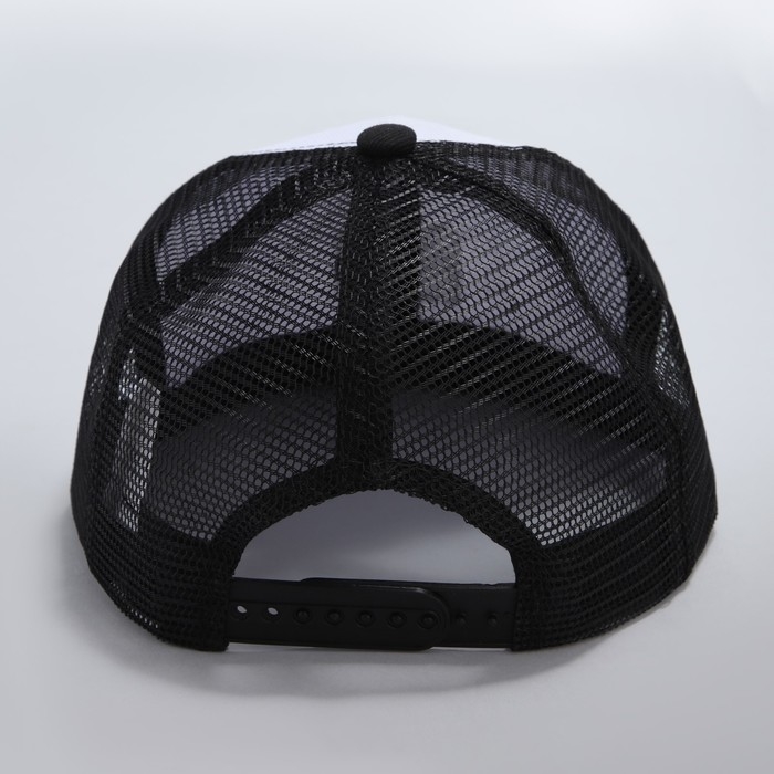 Кепка мужская с прямым козырьком Overhat, цвет белый, сетка, р-р 56 Кепка мужская с прямым козырьком Overhat, цвет белый, сетка, р-р 56