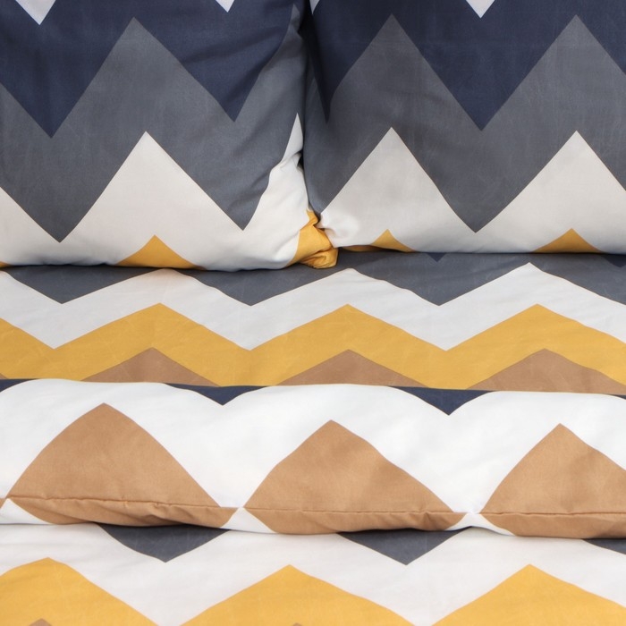 Постельное бельё Экономь и Я 2 сп &laquo;Зигзаги&raquo; (вид 2) 175х215см, 180х215см, 70х70см-2 шт, полисатин, 80 г/м&sup2;