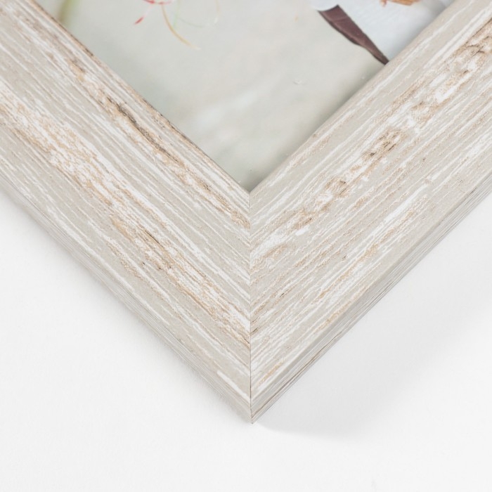 Фоторамка пластик на 4 фото 10х15 см Фоторамка пластик на 4 фото 10х15 см "Белый беж" 21,5х51,5х2 см