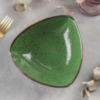 Салатник керамический треугольный &laquo;Созвездие&raquo;, 18&times;4,2 см, цвет зелёный