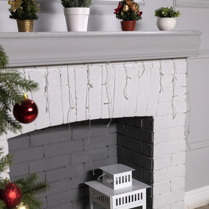 Гирлянда &laquo;Бахрома&raquo; 1.8 &times; 0.5 м, IP20, прозрачная нить, 48 LED, свечение тёплое белое, 8 режимов, 220 В