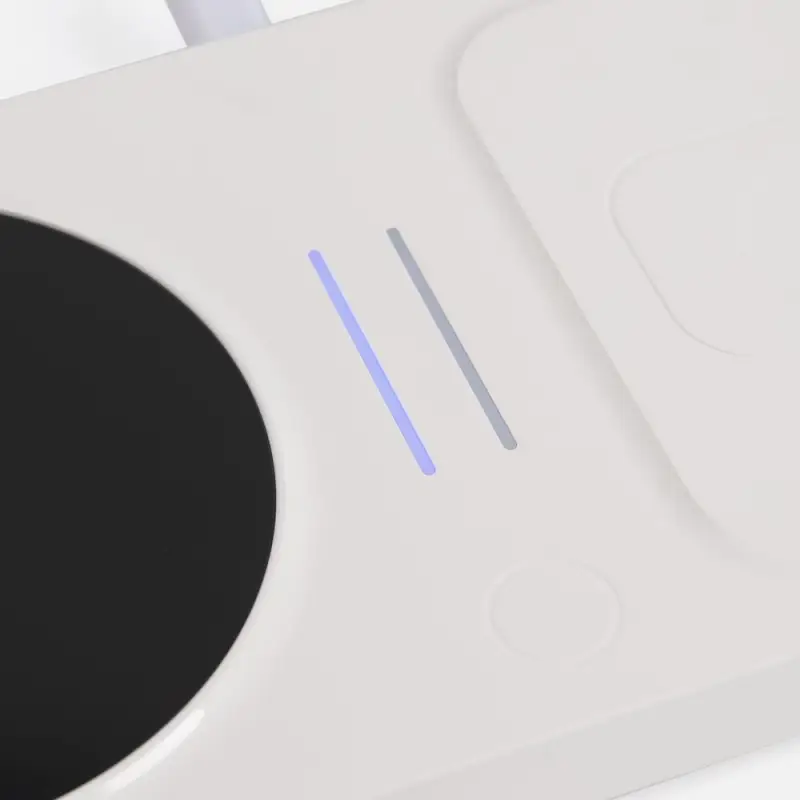 Беспроводное зарядное устройство с подогревом кружки Hot Task, белое Беспроводное зарядное устройство с подогревом кружки Hot Task, белое