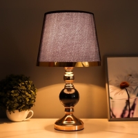 Настольная лампа "Дейла" Е27 40Вт черно-золотой 25х25х44 см Настольная лампа "Дейла" Е27 40Вт черно-золотой 25х25х44 см