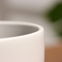 Горшок цветочный "Колор гейм" белый 0,8л Горшок цветочный "Колор гейм" белый 0,8л