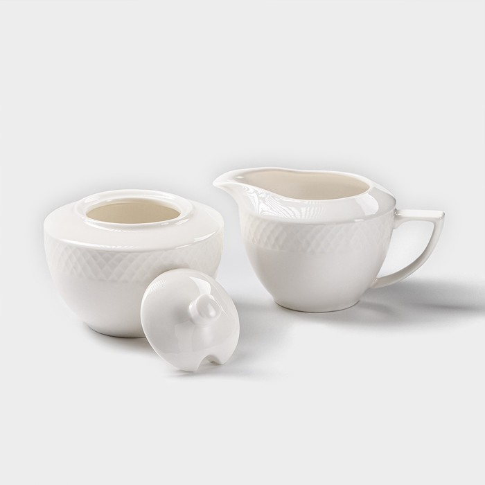 Набор фарфоровый сервировочный Wilmax «Юлия Высоцкая», 2 предмета: сахарница 340 мл, молочник 280 мл, цвет белый Набор фарфоровый сервировочный Wilmax «Юлия Высоцкая», 2 предмета: сахарница 340 мл, молочник 280 мл, цвет белый