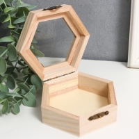 Шкатулка для росписи многогранник со стеклянной вставкой 10х9х4,5 см Шкатулка для росписи многогранник со стеклянной вставкой 10х9х4,5 см