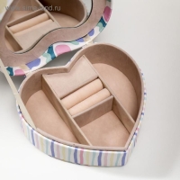 Шкатулка кожзам для украшений сердце "Лето в разгаре" 7х14х17 см Шкатулка кожзам для украшений сердце "Лето в разгаре" 7х14х17 см