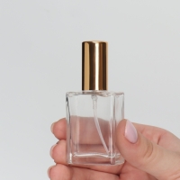 Флакон для парфюма, с распылителем, 15 мл, цвет золотистый Флакон для парфюма, с распылителем, 15 мл, цвет золотистый