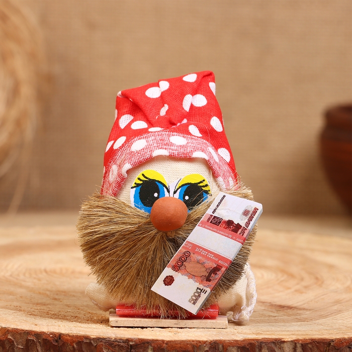 Оберег &laquo;Домовой&raquo;, с рублями, 10 см, микс