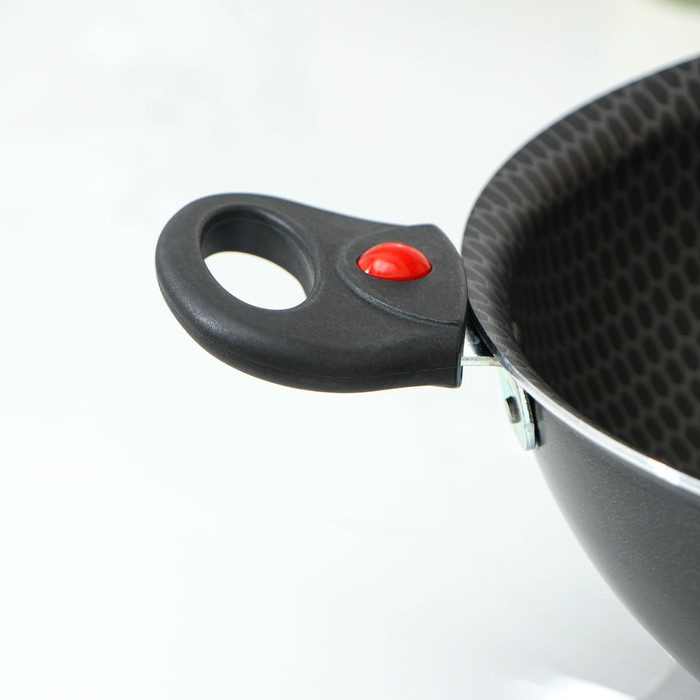 Казан Forever, 3,5 л, d=28 см, две съёмные ручки, стеклянная крышка, антипригарное покрытие, цвет чёрный Казан Forever, 3,5 л, d=28 см, две съёмные ручки, стеклянная крышка, антипригарное покрытие, цвет чёрный