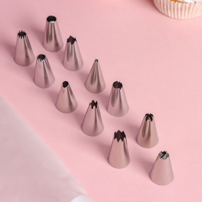 Набор кондитерский Доляна «Помощник», 13 предметов: 12 насадок d=1,8 см, мешок 23 см, насадки МИКС Набор кондитерский Доляна «Помощник», 13 предметов: 12 насадок d=1,8 см, мешок 23 см, насадки МИКС