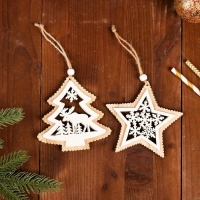 Подвеска новогодняя «Олень и ёлка» Подвеска новогодняя «Олень и ёлка»