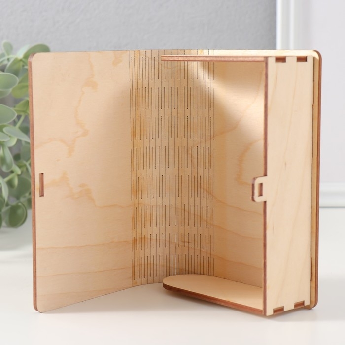 Копилка-книга Копилка-книга "Змея. Счастья" 13,5х9х4,5 см