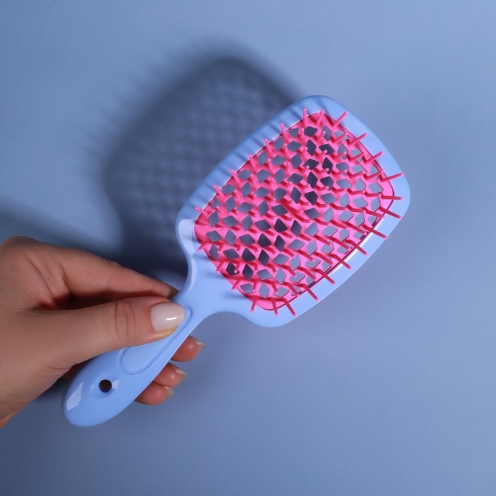 Расчёска массажная, широкая, вентилируемая, 8,5 × 20,5 см, PVC коробка, цвет голубой/розовый Расчёска массажная, широкая, вентилируемая, 8,5 × 20,5 см, PVC коробка, цвет голубой/розовый