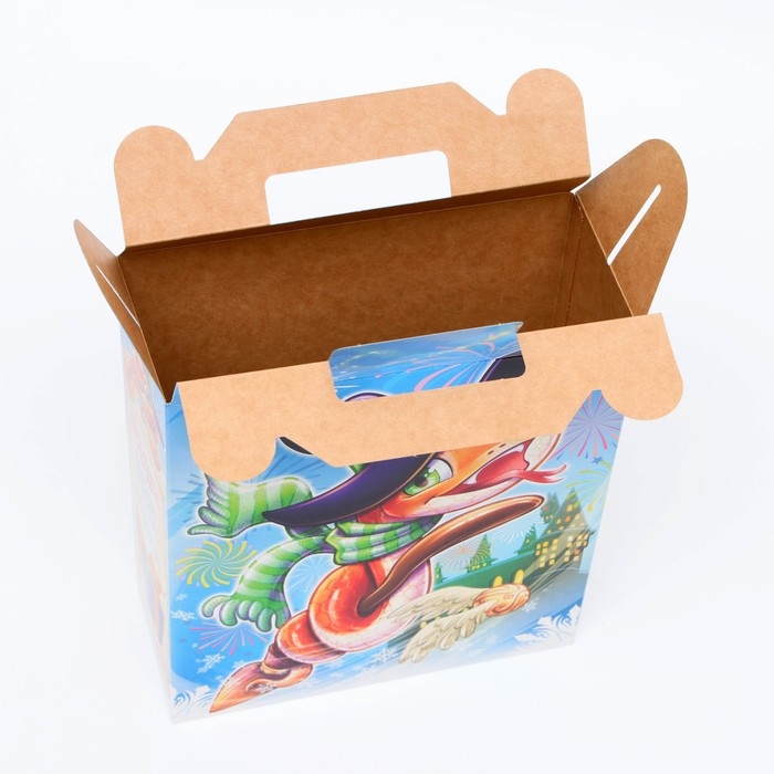 Новый год. Подарочная коробка новогодняя Гарри 17 х 7 х 25,5 см. Новый год. Подарочная коробка новогодняя Гарри 17 х 7 х 25,5 см.