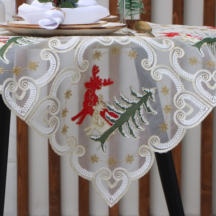 Скатерть Этель &laquo;Сказочная&raquo; с вышивкой, 85 х 85 &plusmn;5 см, п/э