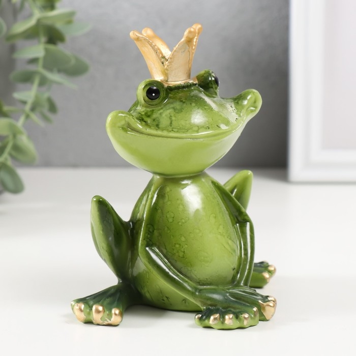 Сувенир полистоун лак "Лягушка-царевна" 11,5х10,5х7 см