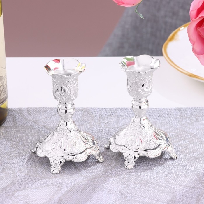 Набор из 2 подсвечников, 7,5 х 7,5 х 10 см Набор из 2 подсвечников, 7,5 х 7,5 х 10 см