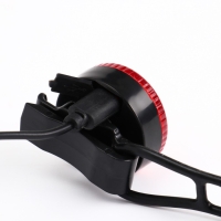 Фонарь велосипедный задний аккумуляторный, водонепроницаемый, 3 диода, 3 режима Фонарь велосипедный задний аккумуляторный, водонепроницаемый, 3 диода, 3 режима