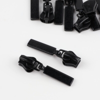 Бегунок автоматический для молнии «Трактор», №5, 10 шт, цвет чёрный Бегунок автоматический для молнии «Трактор», №5, 10 шт, цвет чёрный