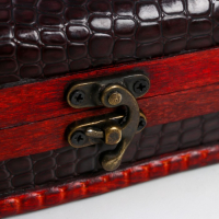 Шкатулка дерево состаренная "Питон" сундучок 7,5х12х7 см Шкатулка дерево состаренная "Питон" сундучок 7,5х12х7 см