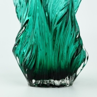 Ваза для цветов &laquo;Изумруд&raquo; из зеленого стекла 32&times;10,5&times;10,5 см