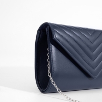 Сумка-клатч на клапане, цвет синий