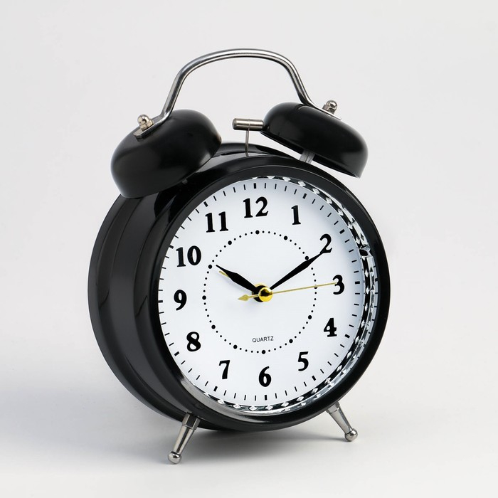 Будильник Будильник "Классика", дискретный ход, с подсветкой, 16 х 12.5 х 5.5 см