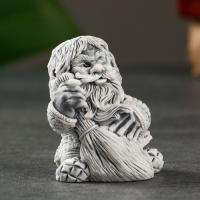 Сувенир "Домовой с веником" 6,5см Сувенир "Домовой с веником" 6,5см