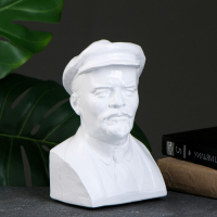 Бюст Ленина, белый 13,5х21,5см Бюст Ленина, белый 13,5х21,5см
